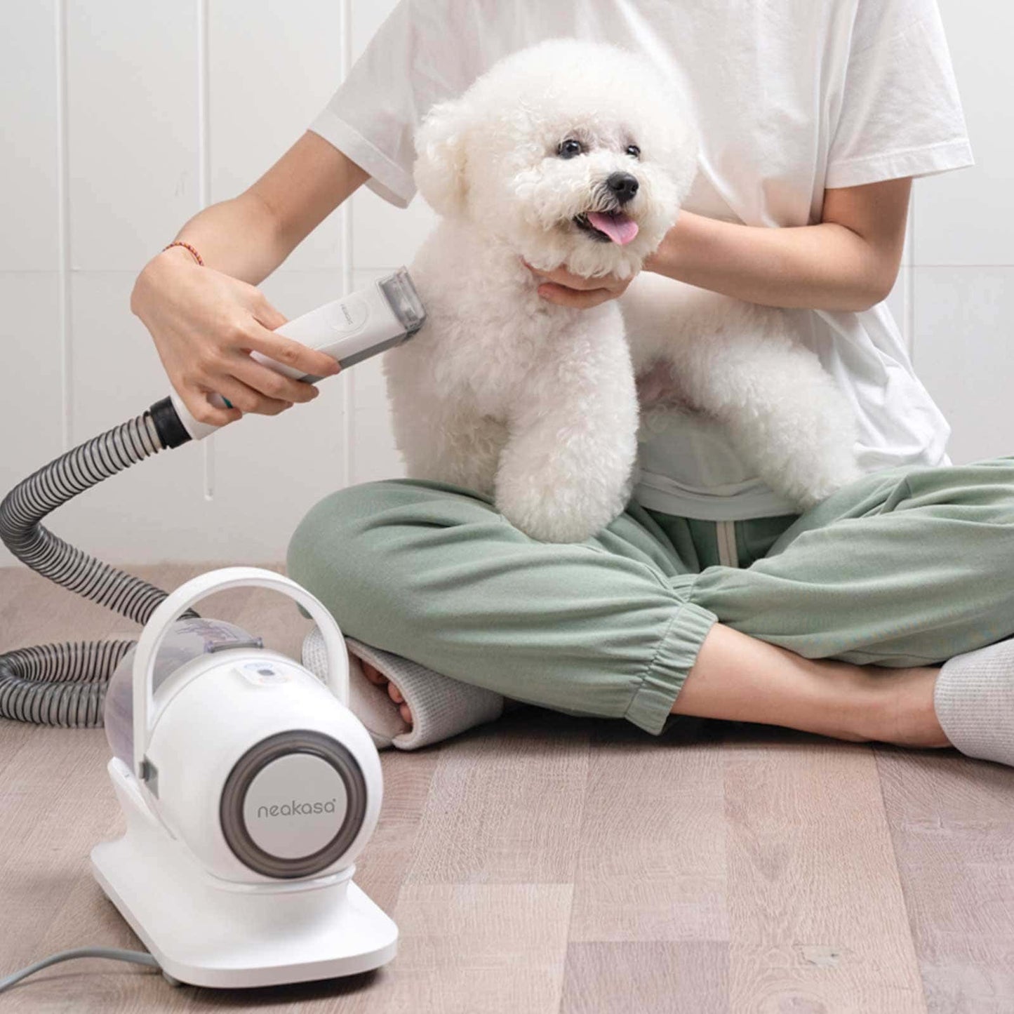 SoftestSofa™ Pet Hair Grooming Vacuum